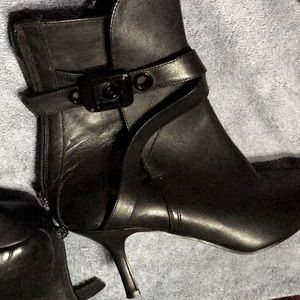 FABULOUS FABIANELI  BALCK BOOTIE